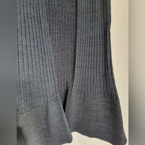 Nwot DKNY Heathered Blue Ribbed Sleeveless Cardigan - Picture 6 of 16